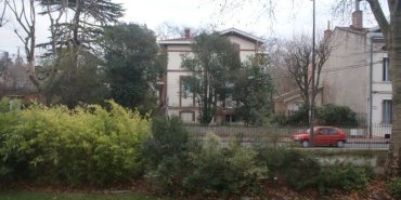 vue d'une fenêtre du musée